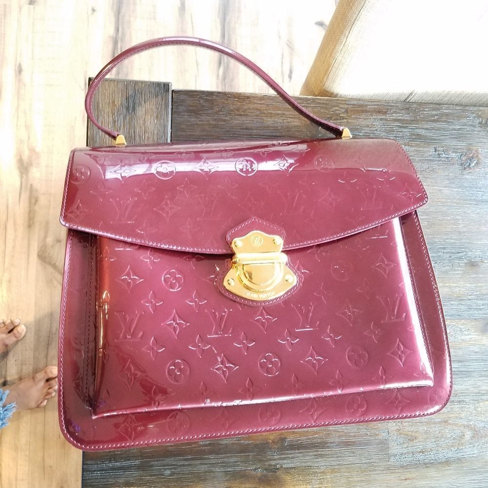 Louis Vuitton  - Picture 5 of 14